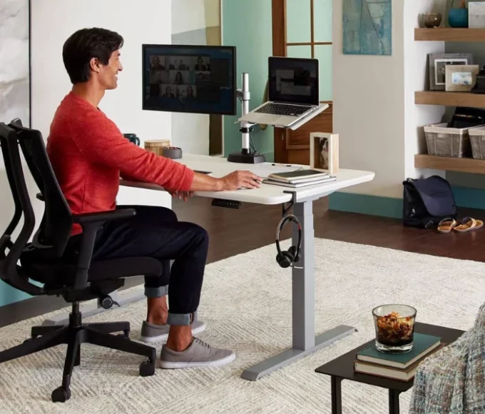 elektronikę do domowego biura