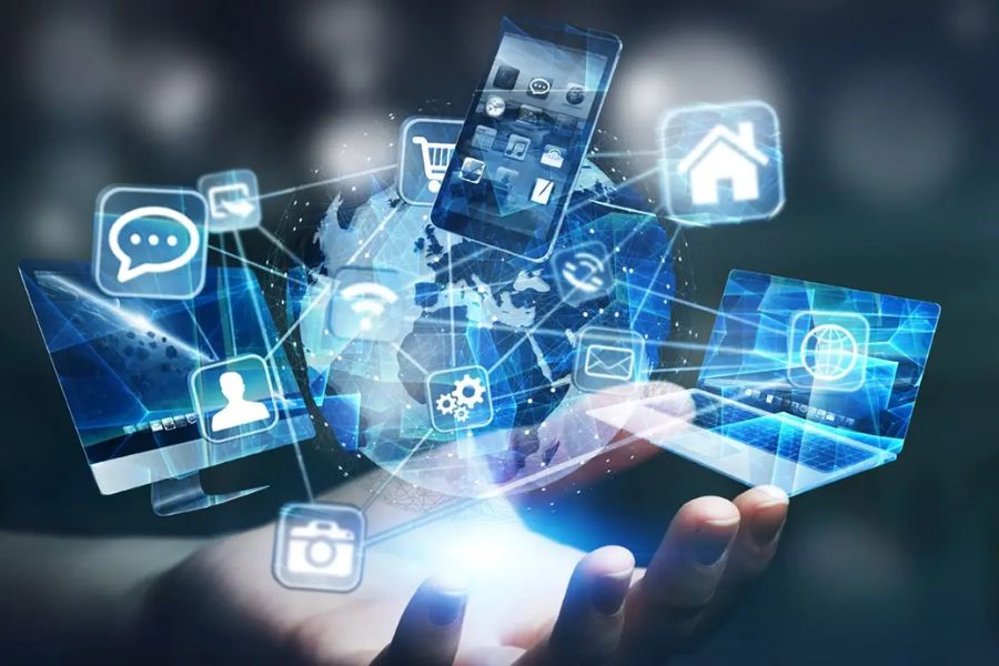 technologii komunikacyjnych